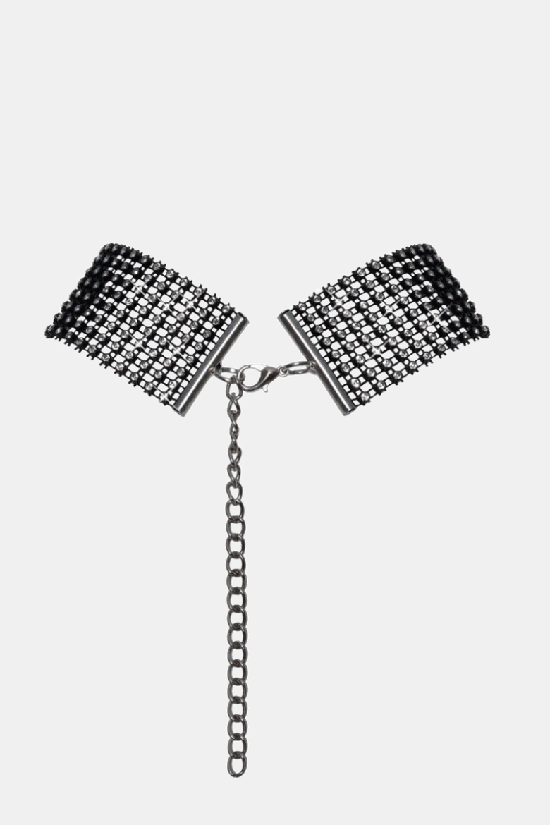 Halsband mit Strasssteinen
